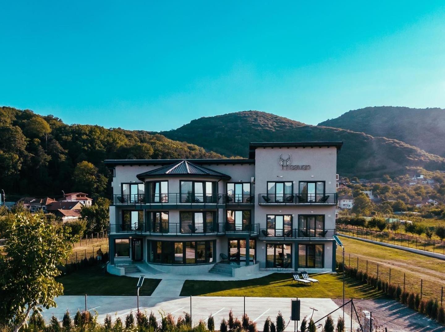 Pensiunea Heaven Deva Exterior photo